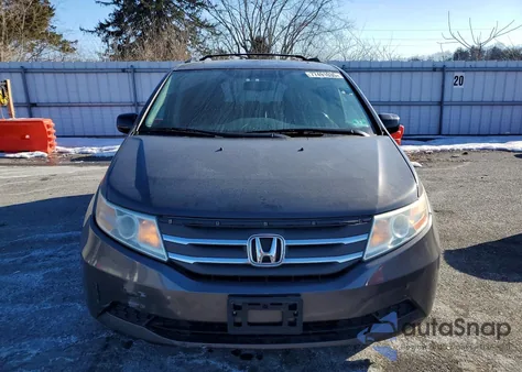 2013 Honda Odyssey Exl z USA, uszkodzony, nr VIN 5FNRL5H65DB072954